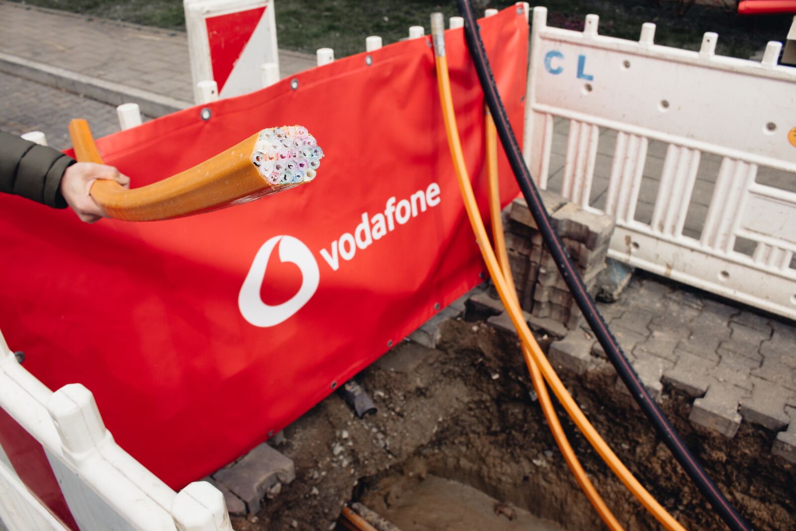 Vodafone-versorgt-immer-mehr-Gewerbegebiete-mit-Glasfaser