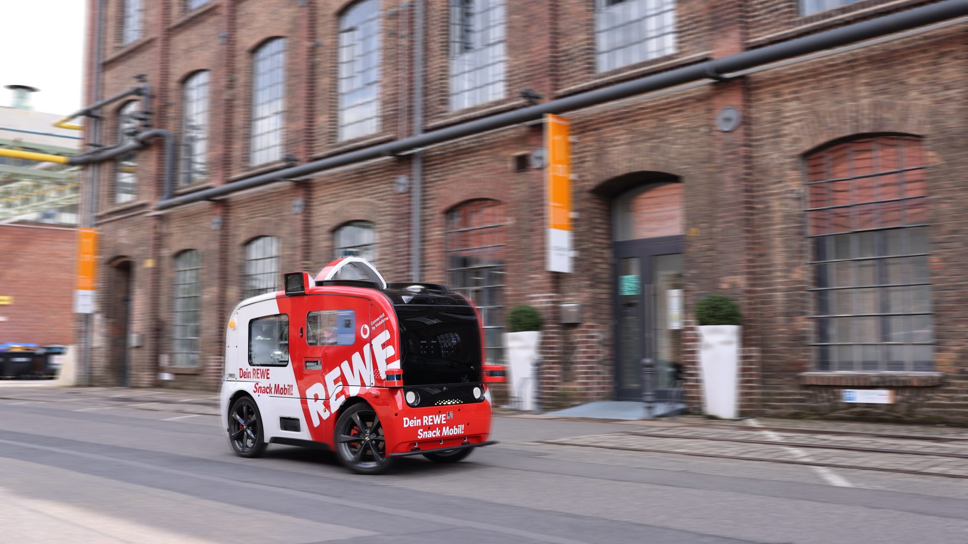 Das REWE Snackmobil fährt erstmals im Carlswerk