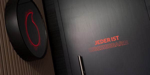 Vodafone x BVB_Loge Stadion_Logo