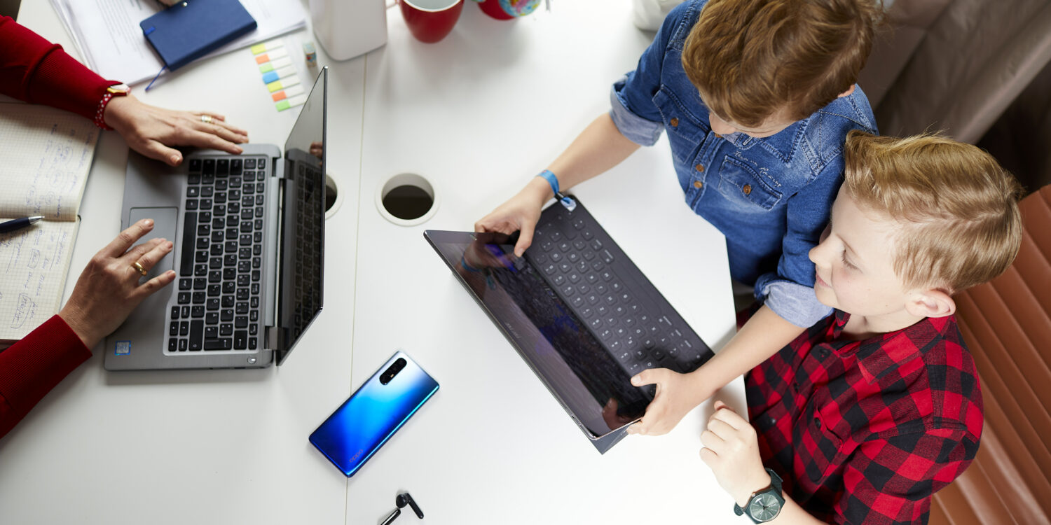 Homeoffice mit Kindern_Homeschooling_GigaCube (4)